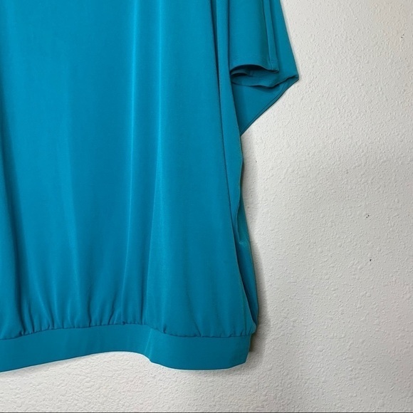 Lane Bryant Blue Solid Flutter Sleeve Blouse Top - Picture 4 of 4